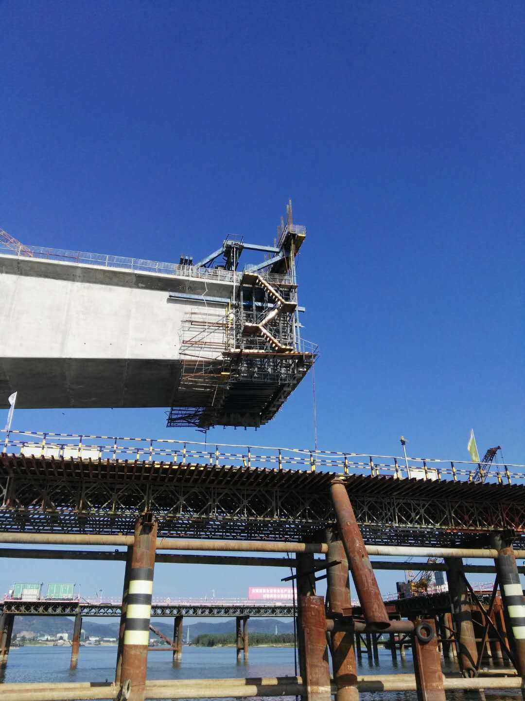 連續(xù)梁張拉、壓漿技術(shù)交底